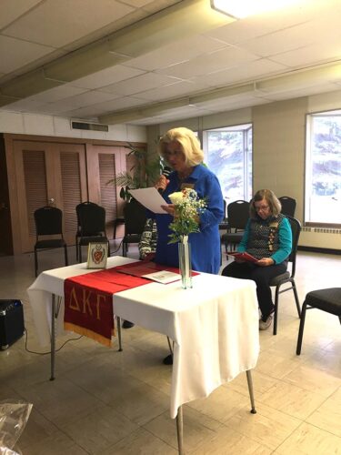 Alpha Xi Chapter of DKG honors Hart, raises funds for education | News, Sports, Jobs - Vimarsana News